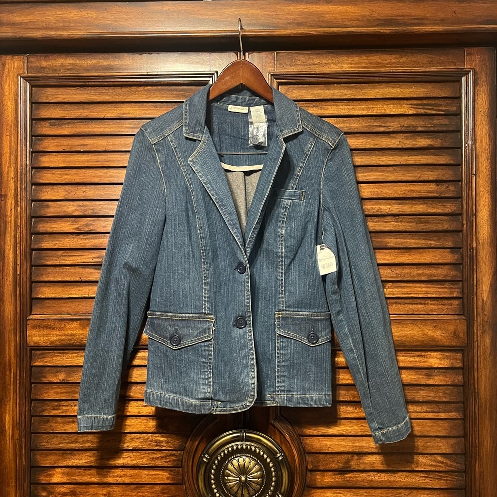 New With Tags St. John’s Bay Denim Blazer /Jacket Women’s Size Small